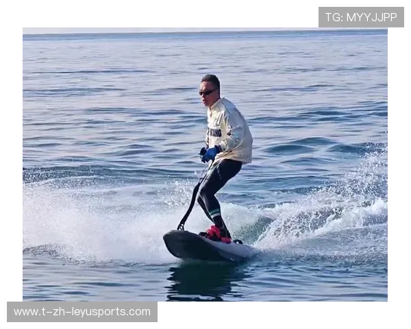 冲浪团队与环保基金会合作研发可回收冲浪板